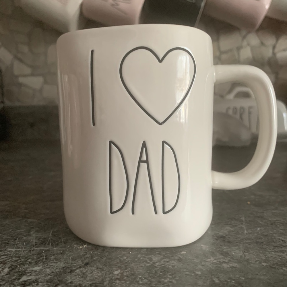 Rae Dunn I ❤️ Dad Mug